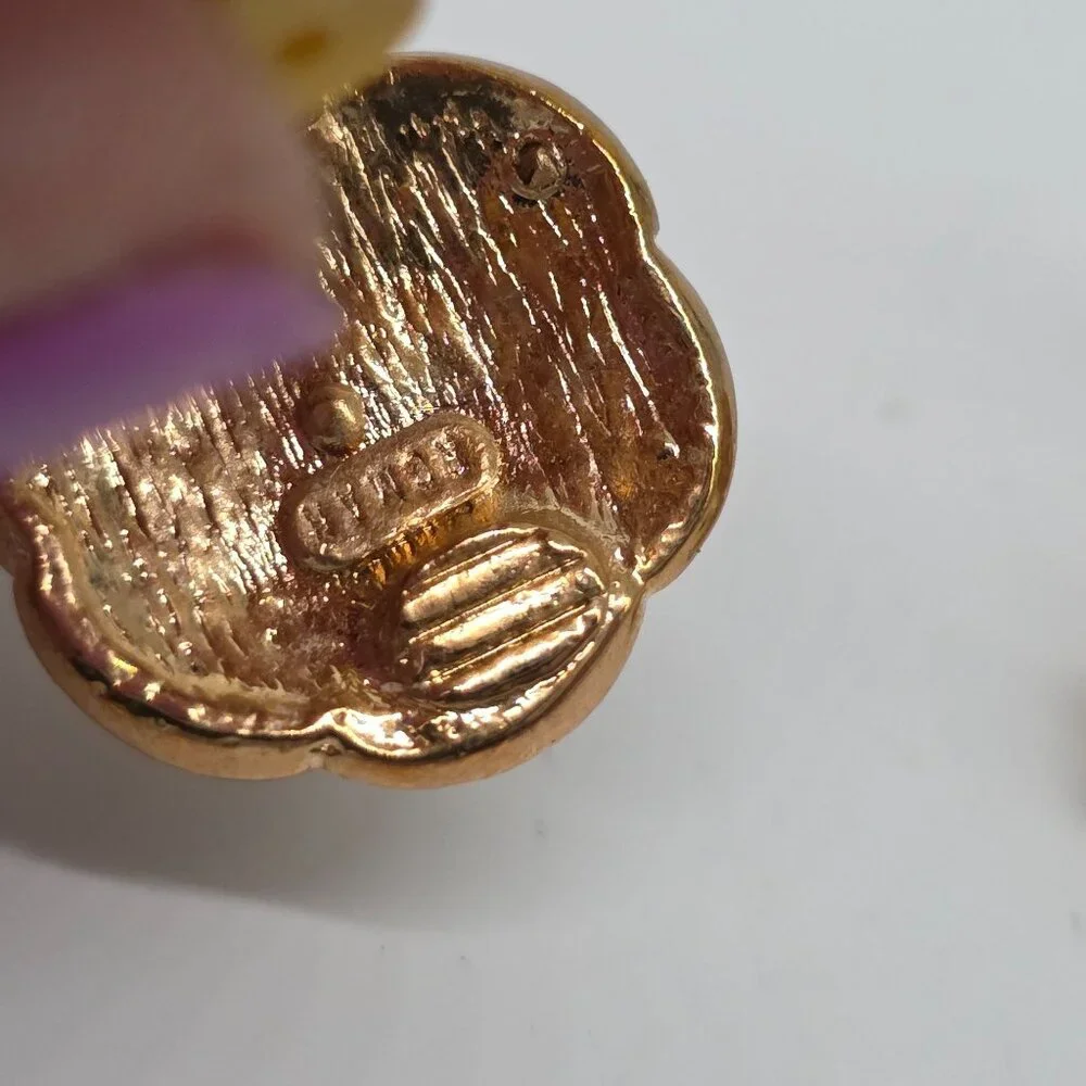 Vintage Roman Gold-Tone Faux Pearl & Crystal Clip-On Earrings 3/4" - Picture 7 of 7